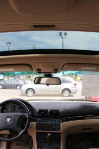 2005 BMW 330  i