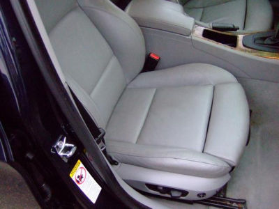 2006 BMW 330 i