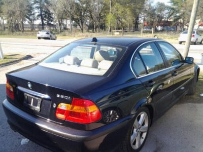 2005 BMW 330 i