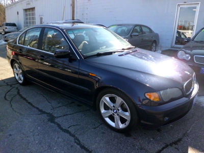 2004 BMW 330 i