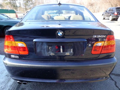 2004 BMW 330 i
