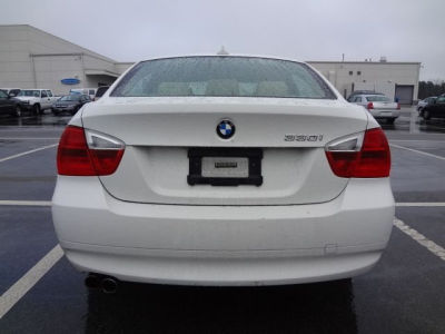 2006 BMW 330 i