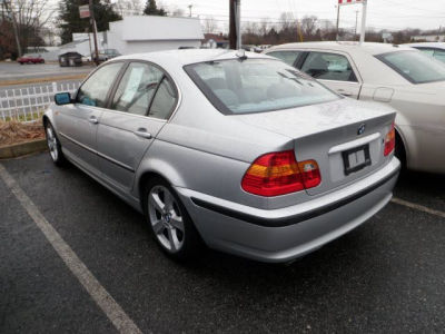 2005 BMW 330 i