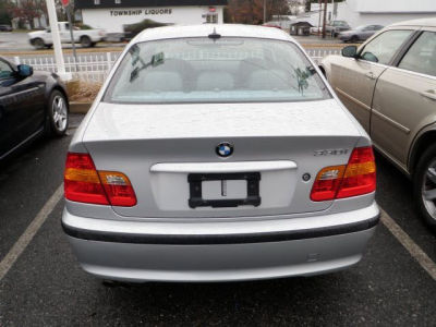 2005 BMW 330 i