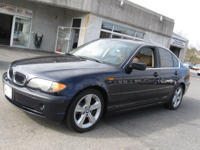 2004 BMW 330  xi