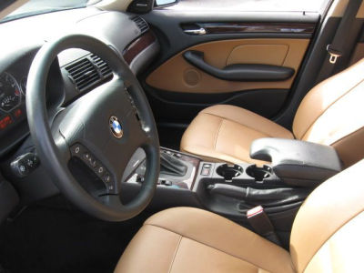 2004 BMW 330  xi