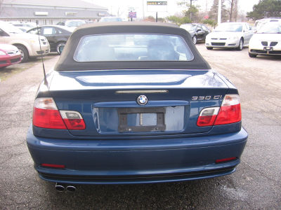 2003 BMW 330  Ci