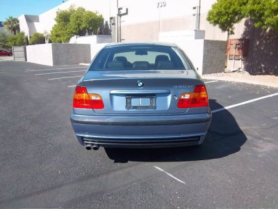 2003 BMW 330  xi