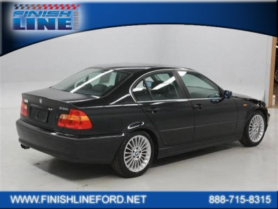 2003 BMW 330 i