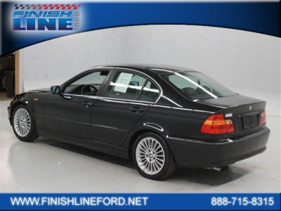 2003 BMW 330 i
