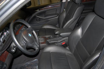 2004 BMW 330  xi