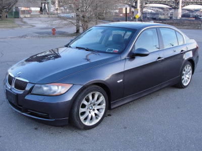 2006 BMW 330  xi