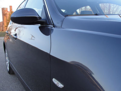 2006 BMW 330  xi