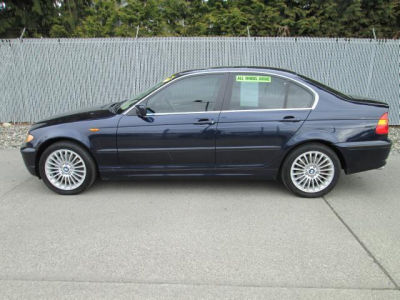 2003 BMW 330  xi