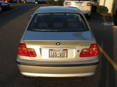 2003 BMW 330 i