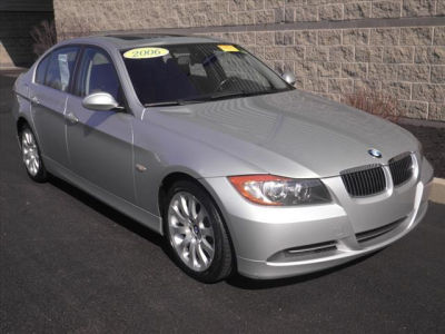 2006 BMW 330  i