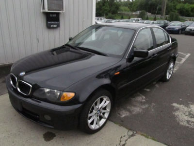 2004 BMW 330  xi