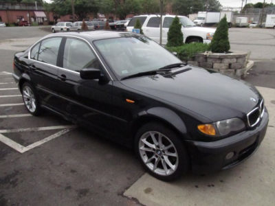 2004 BMW 330  xi