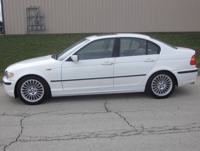 2002 BMW 330  i
