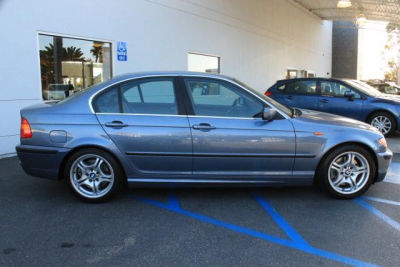 2003 BMW 330 i