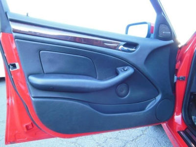2005 BMW 330 i