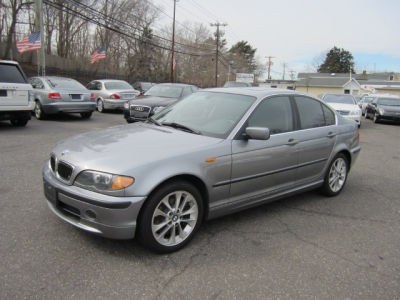 2004 BMW 330  xi