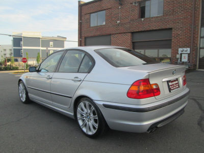 2005 BMW 330 i
