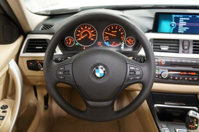 2013 BMW 328  i xDrive