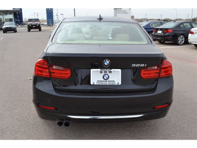 2012 BMW 328 i