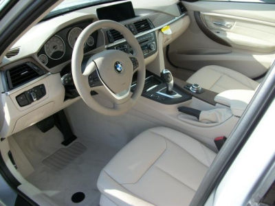 2012 BMW 328 i