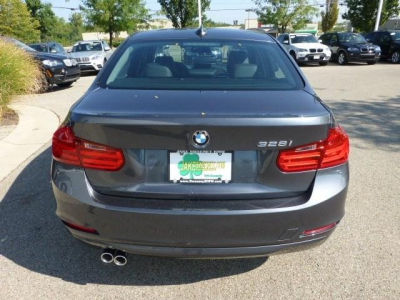 2013 BMW 328 i