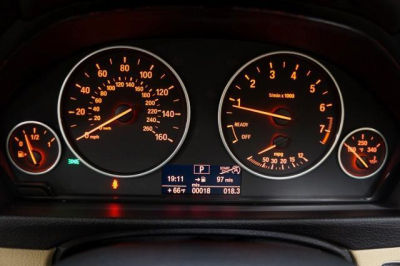 2013 BMW 328  i xDrive