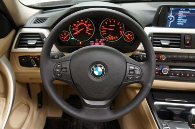 2013 BMW 328  i xDrive