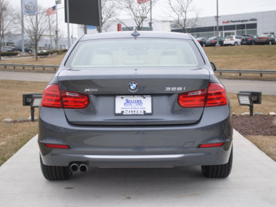 2013 BMW 328  i xDrive