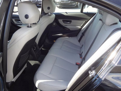 2012 BMW 328 i