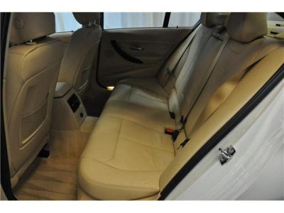 2013 BMW 328  i xDrive