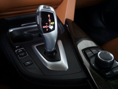 2012 BMW 328 i