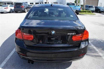 2012 BMW 328 i