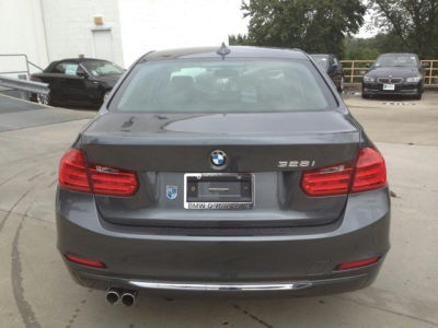 2012 BMW 328 i