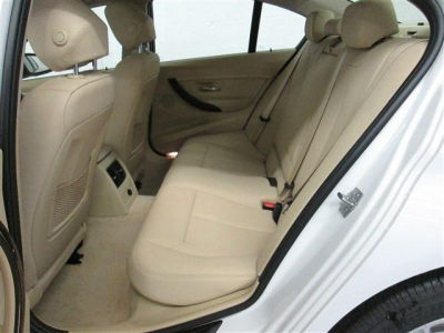 2013 BMW 328  i xDrive