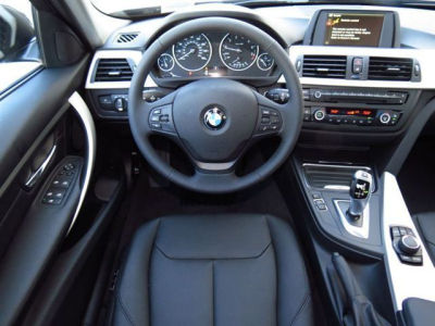 2012 BMW 328 i