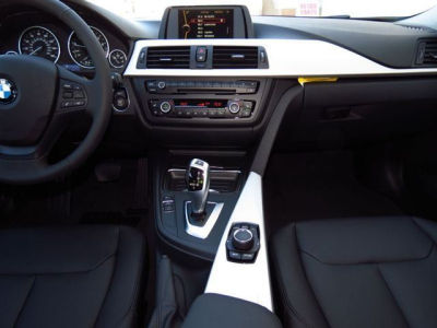 2012 BMW 328 i