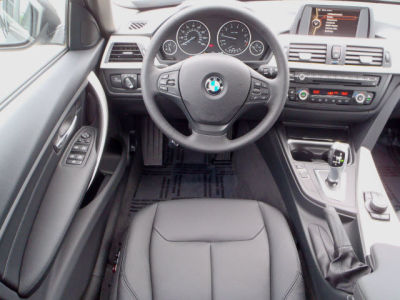 2013 BMW 328  i xDrive
