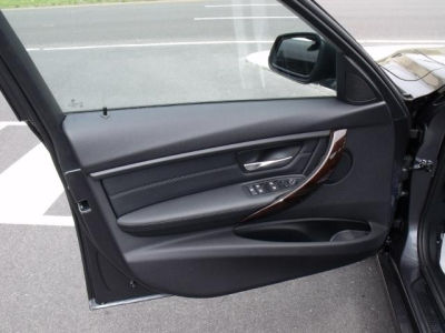 2013 BMW 328  i xDrive