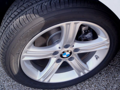 2013 BMW 328  i xDrive