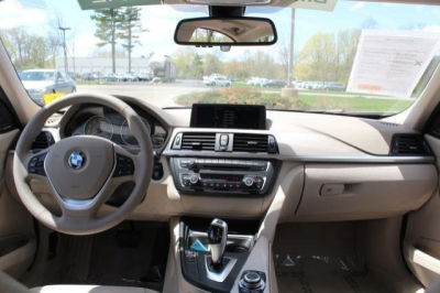 2012 BMW 328 i