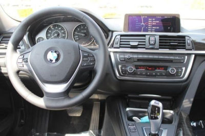2012 BMW 328 i