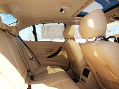 2012 BMW 328  i