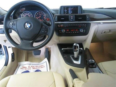 2013 BMW 328  i xDrive