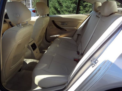 2013 BMW 328 i